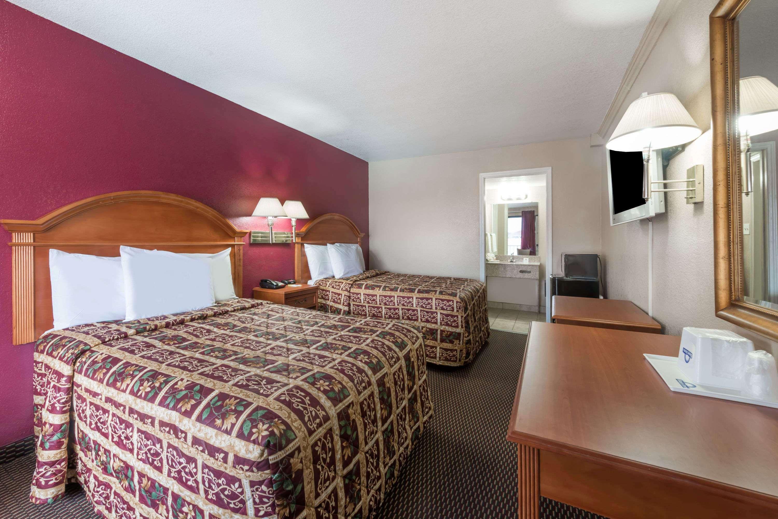 Days Inn By Wyndham San Antonio Splashtown/Att Center Luaran gambar